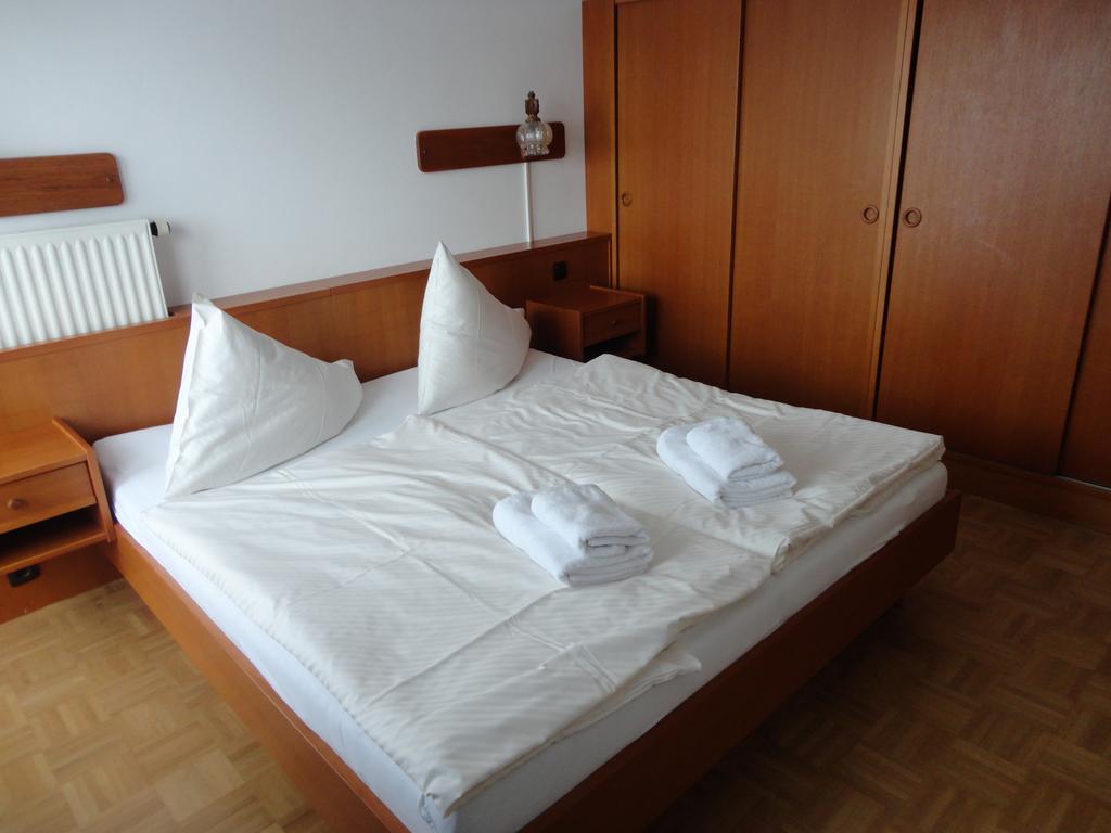 Panoramablickhotel - Lakeview Apartments Annenheim Quarto foto
