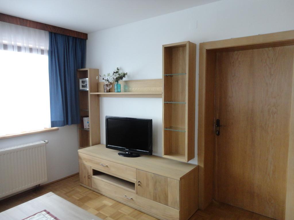 Panoramablickhotel - Lakeview Apartments Annenheim Quarto foto